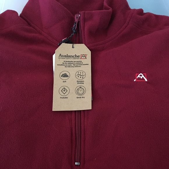 Avalanche Outdoor Supply Company Mens RED Sweater Jacket L Polyester 3/4 ZIP - Picture 1 of 2